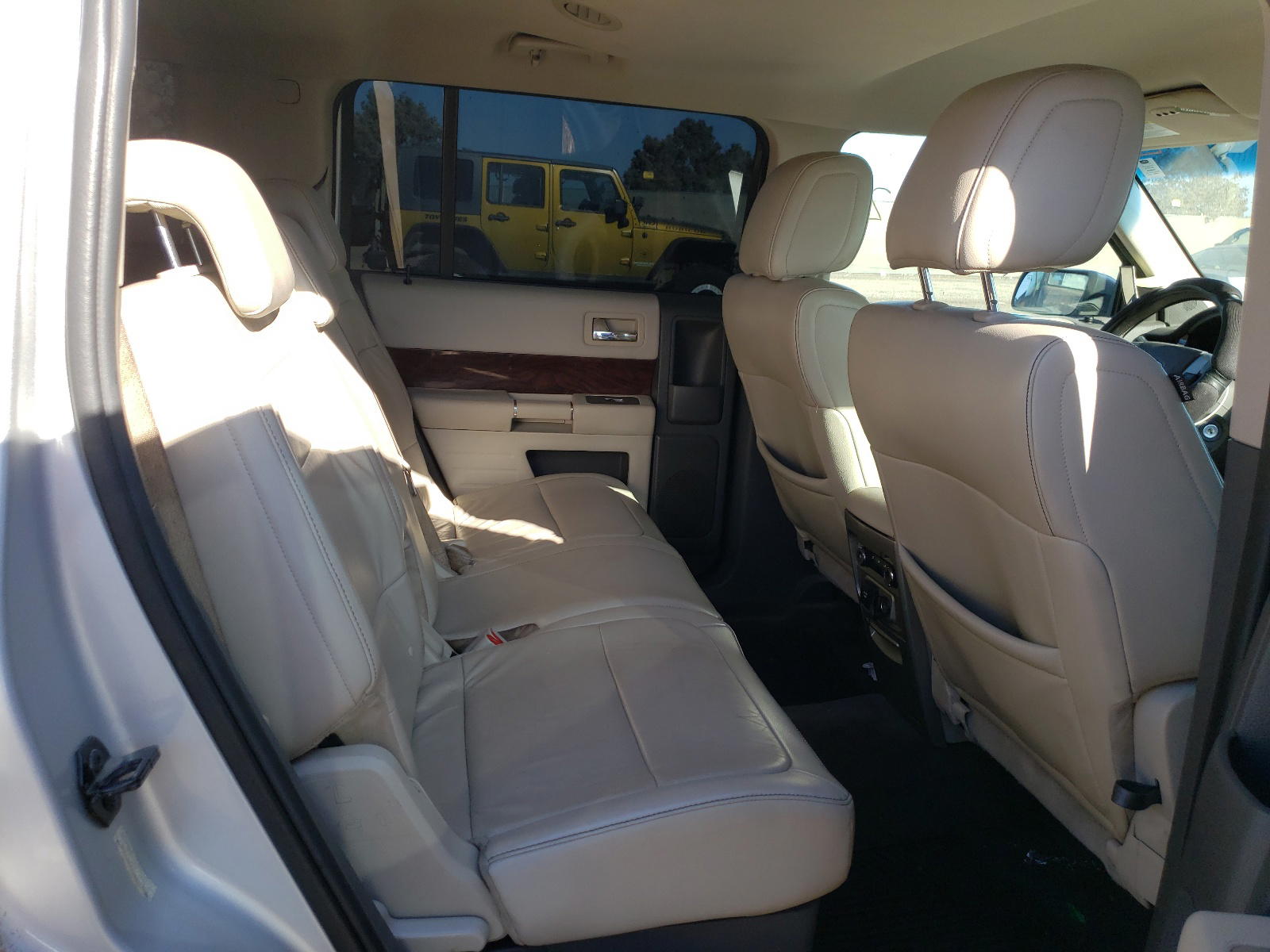 Photo 6 from auction – 2010 FORD FLEX SEL with VIN 2FMGK5CC2ABA81784