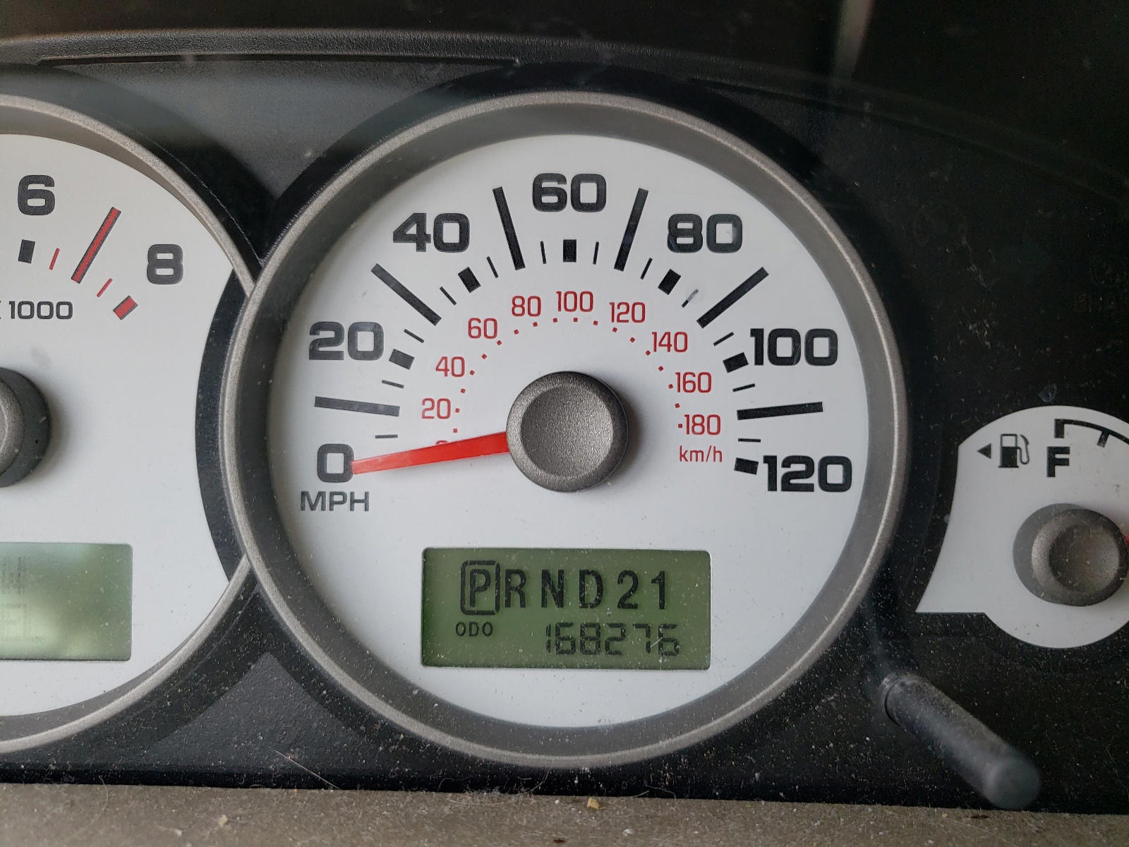 Photo 8 from auction – 2005 FORD ESCAPE with VIN 1FMCU94175KE22038