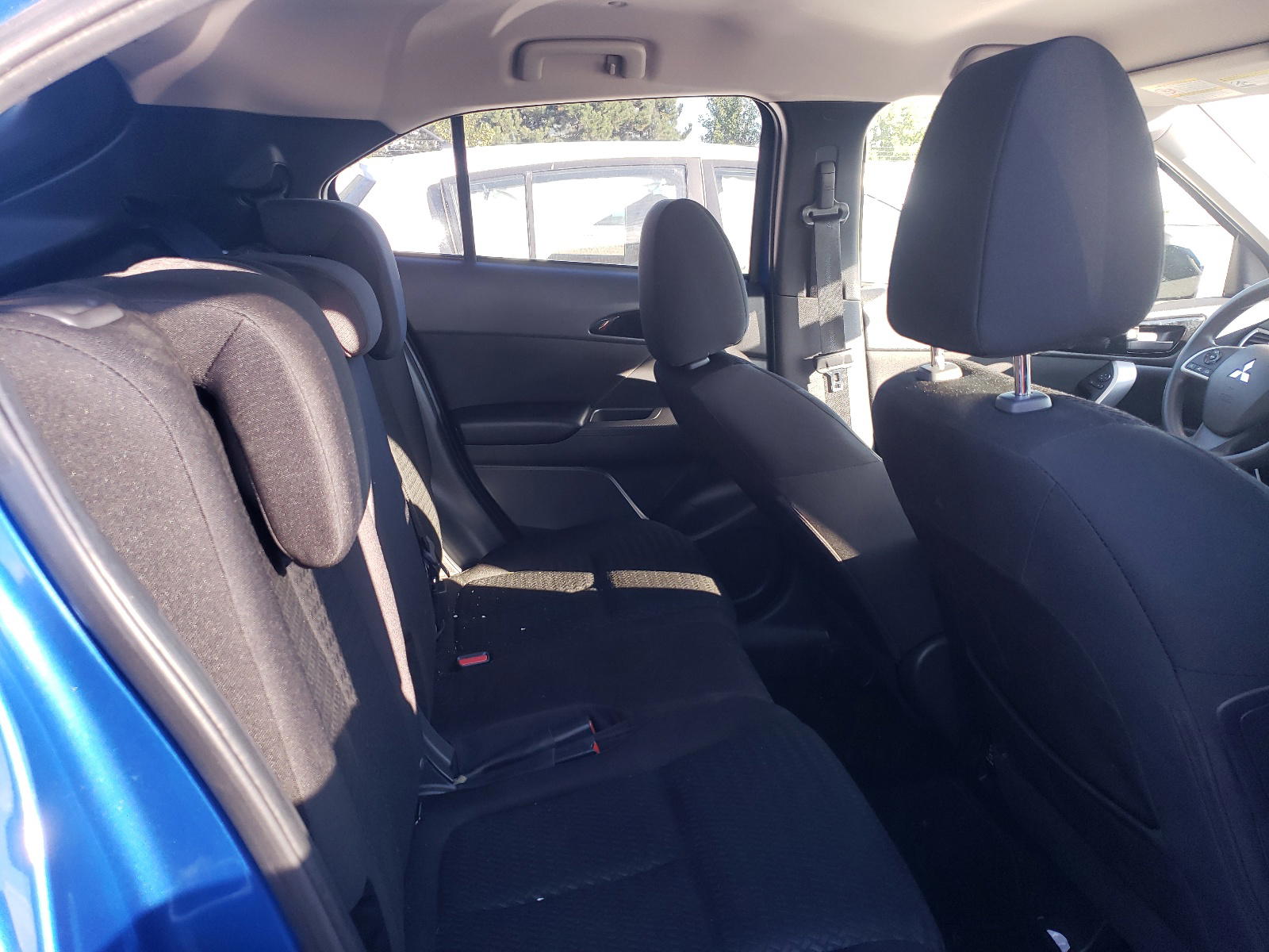 Photo 6 from auction – 2020 MITSUBISHI ECLIPSE CR with VIN JA4AT3AA0LZ601066