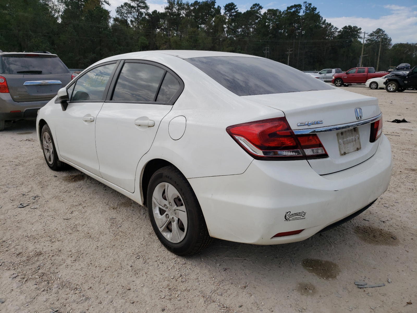 Photo 3 from auction – 2014 HONDA CIVIC LX with VIN 19XFB2F50EE040998