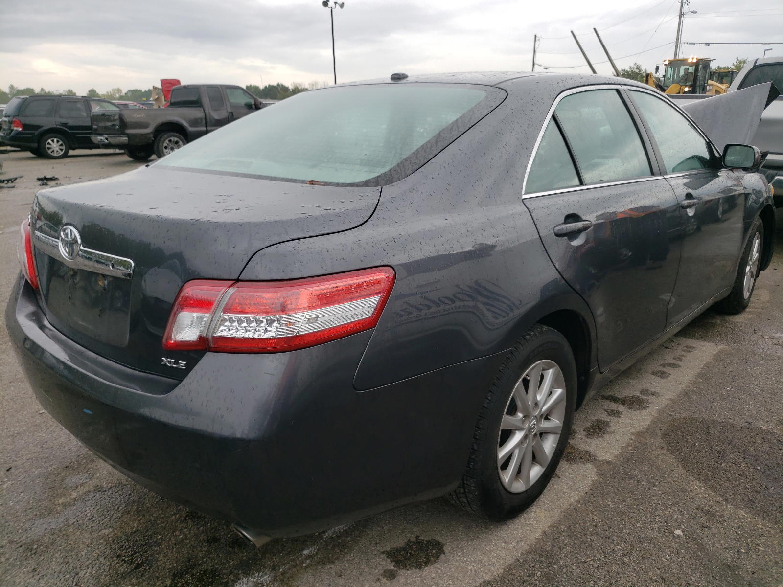 Photo 4 from auction – 2011 TOYOTA CAMRY BASE with VIN 4T1BF3EK4BU207128