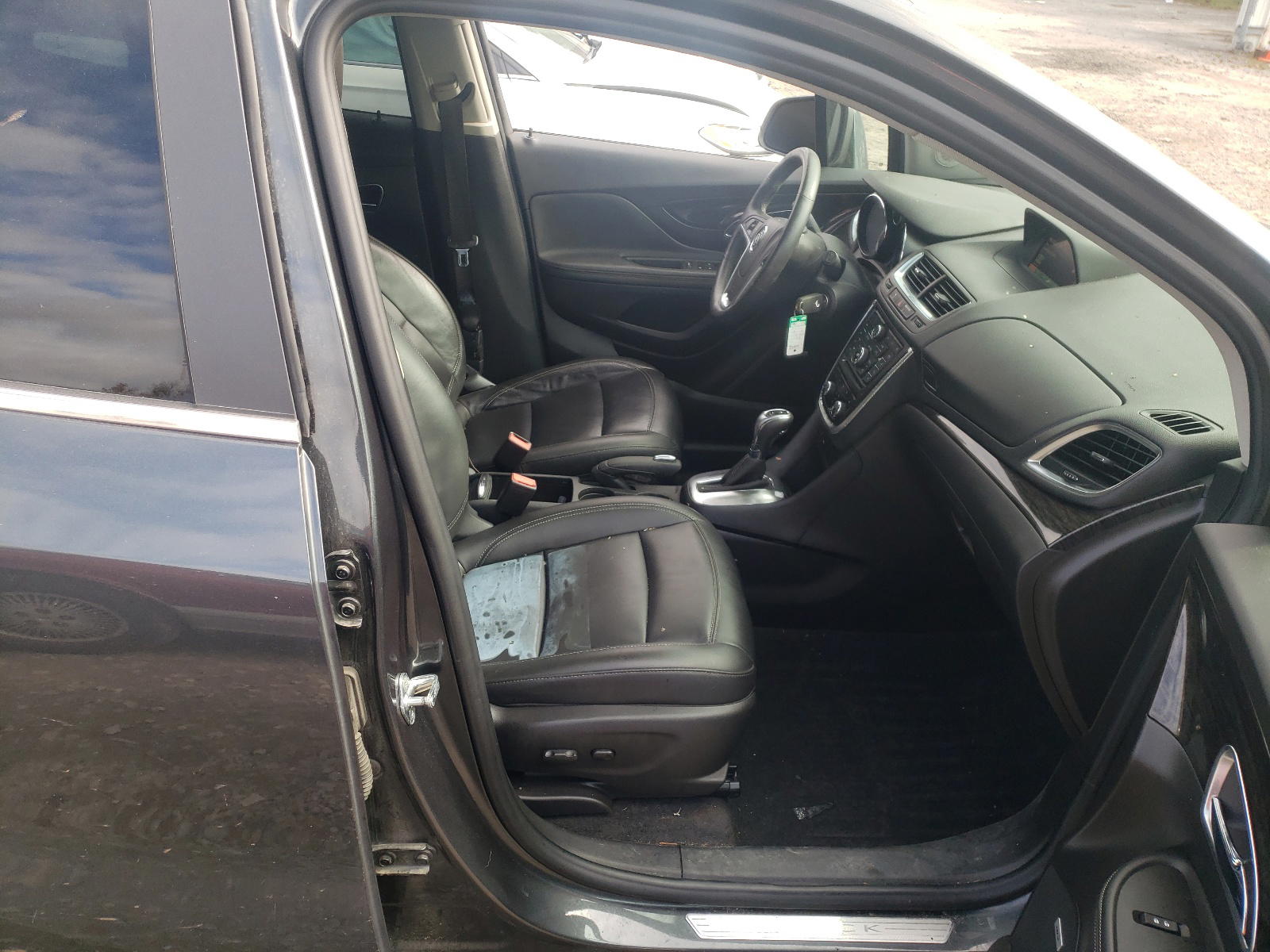 Photo 5 from auction – 2016 BUICK ENCORE PRE with VIN KL4CJHSBXGB752286