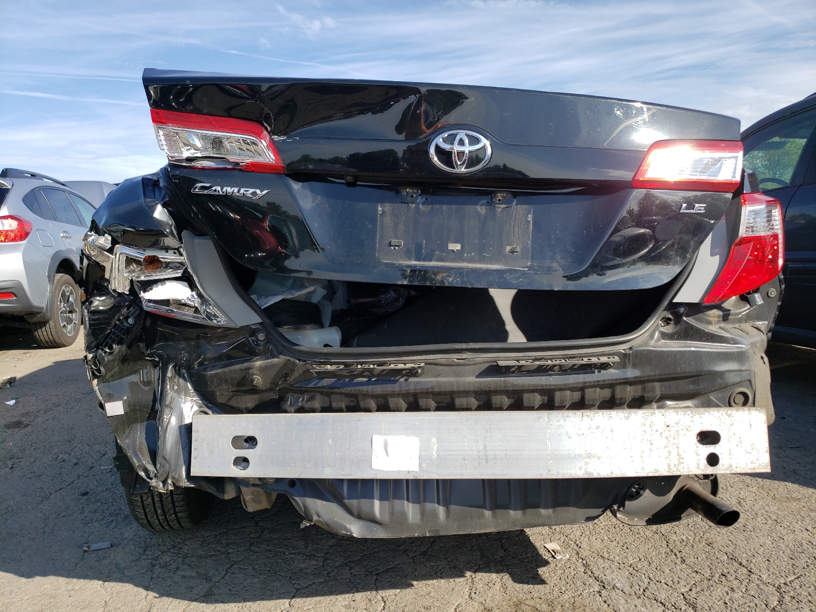 Photo 9 from auction – 2014 TOYOTA CAMRY L with VIN 4T4BF1FK0ER375667