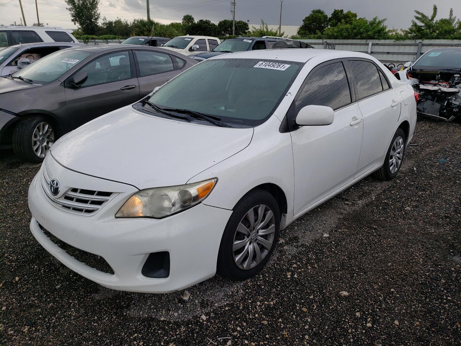 Photo 2 from auction – 2013 TOYOTA COROLLA BA with VIN 5YFBU4EE2DP141558