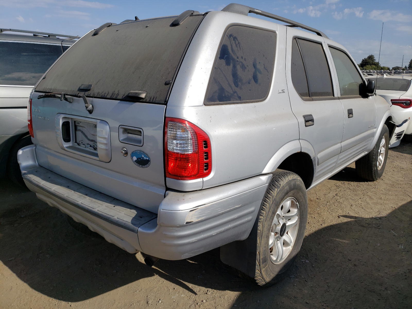 Photo 4 from auction – 2002 ISUZU RODEO S with VIN 4S2CK58W224310177