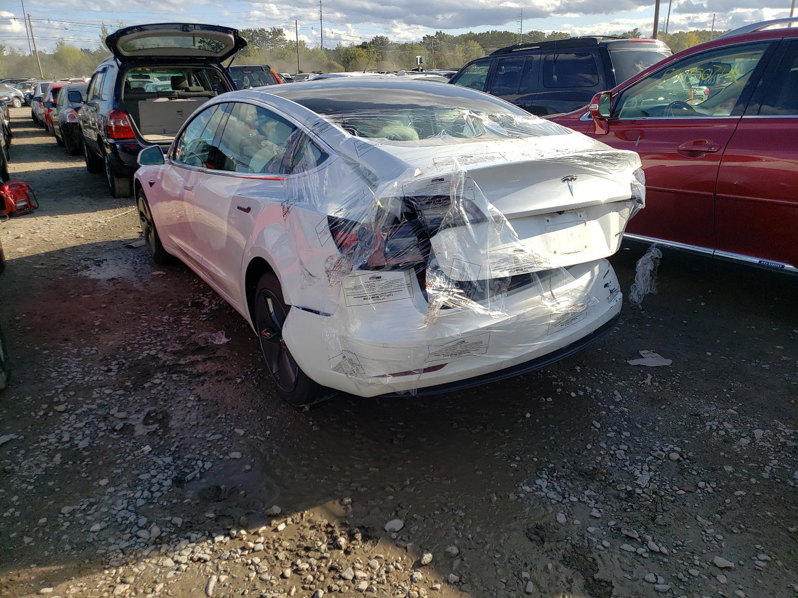 Photo 3 from auction – 2018 TESLA MODEL 3 with VIN 5YJ3E1EB1JF098151