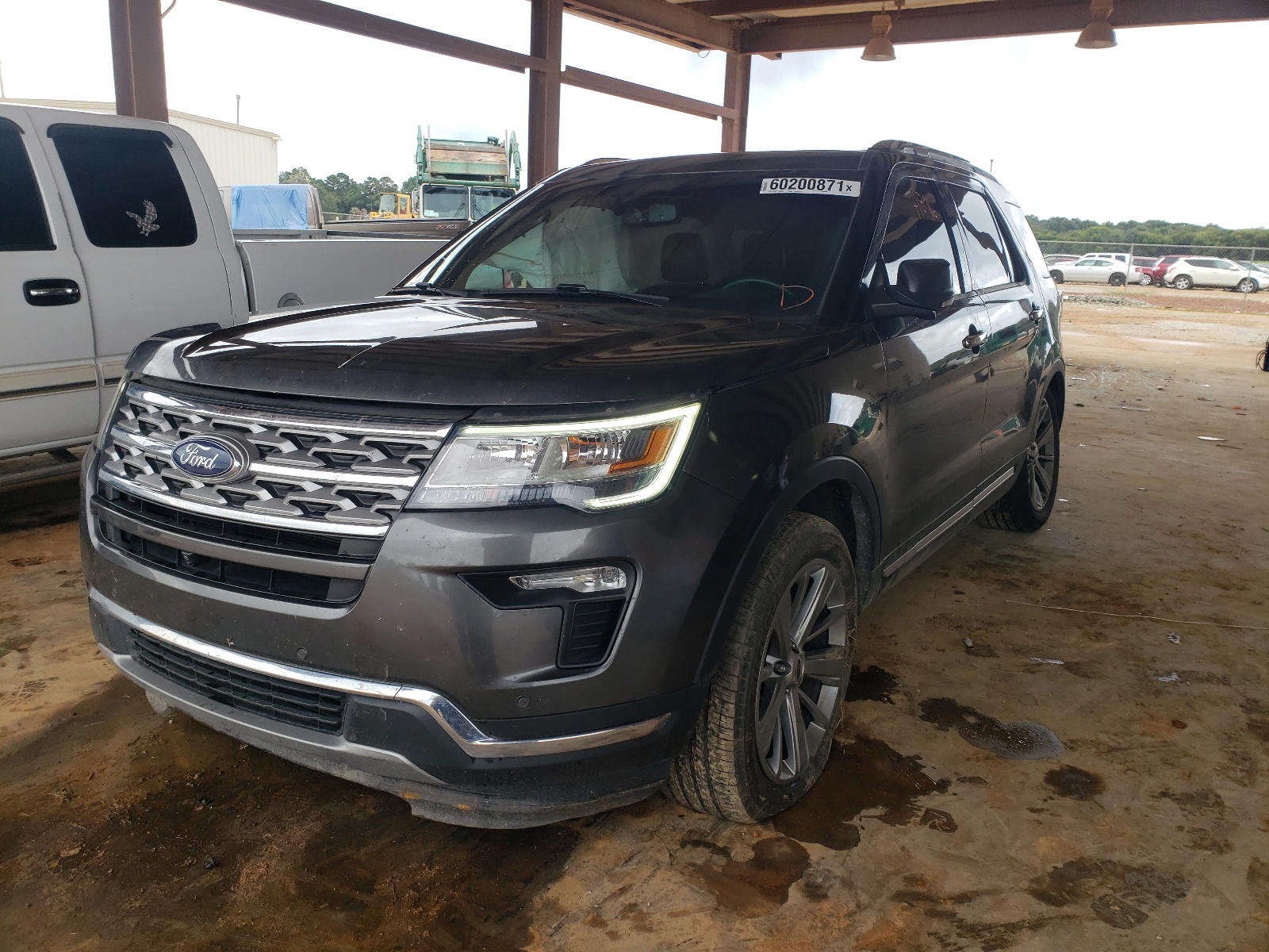 Photo 2 from auction – 2018 FORD EXPLORER L with VIN 1FM5K7F83JGB57791