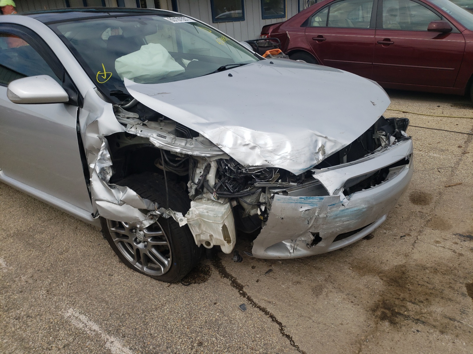 Photo 9 from auction – 2006 TOYOTA SCION TC with VIN JTKDE177860087188