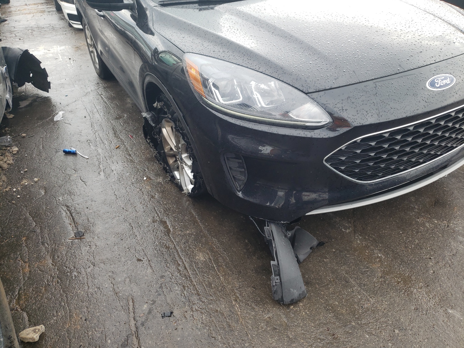 Photo 9 from auction – 2020 FORD ESCAPE SE with VIN 1FMCU0G60LUB57192