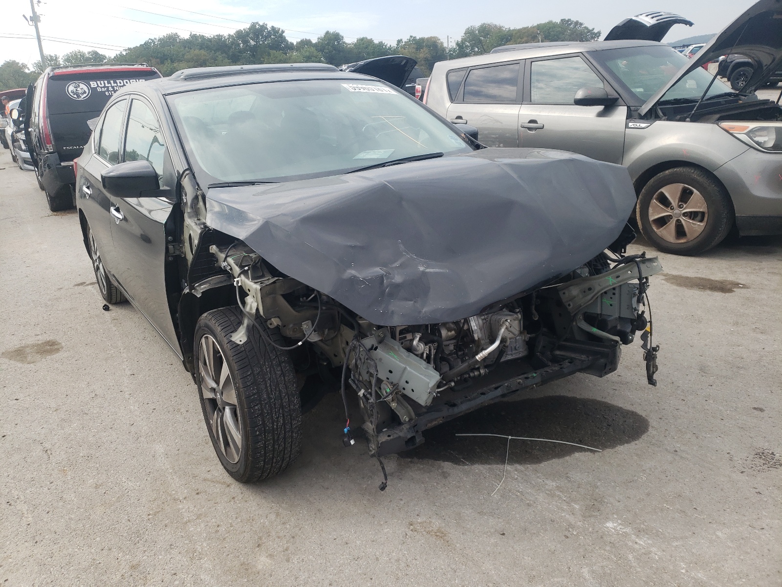 Photo 9 from auction – 2019 NISSAN SENTRA S with VIN 3N1AB7AP3KY309167