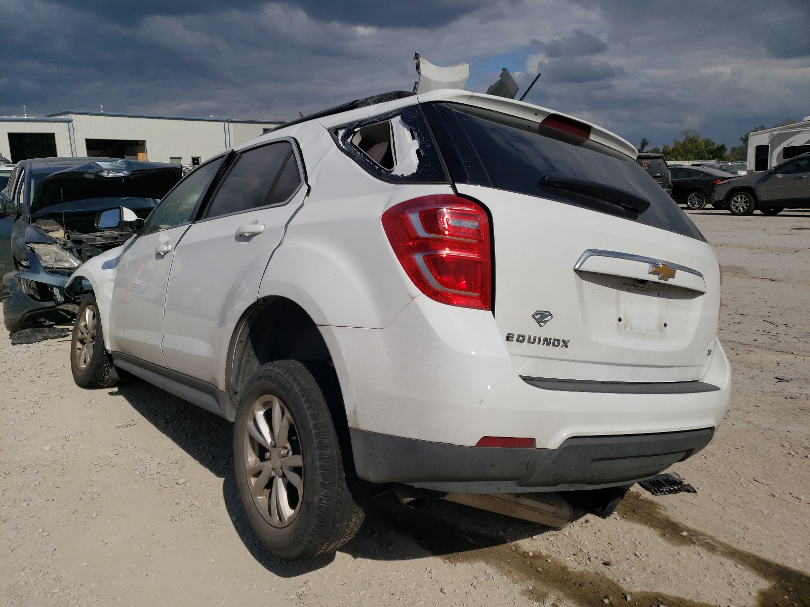 Photo 3 from auction – 2017 CHEVROLET EQUINOX LT with VIN 2GNALCEK1H1533876