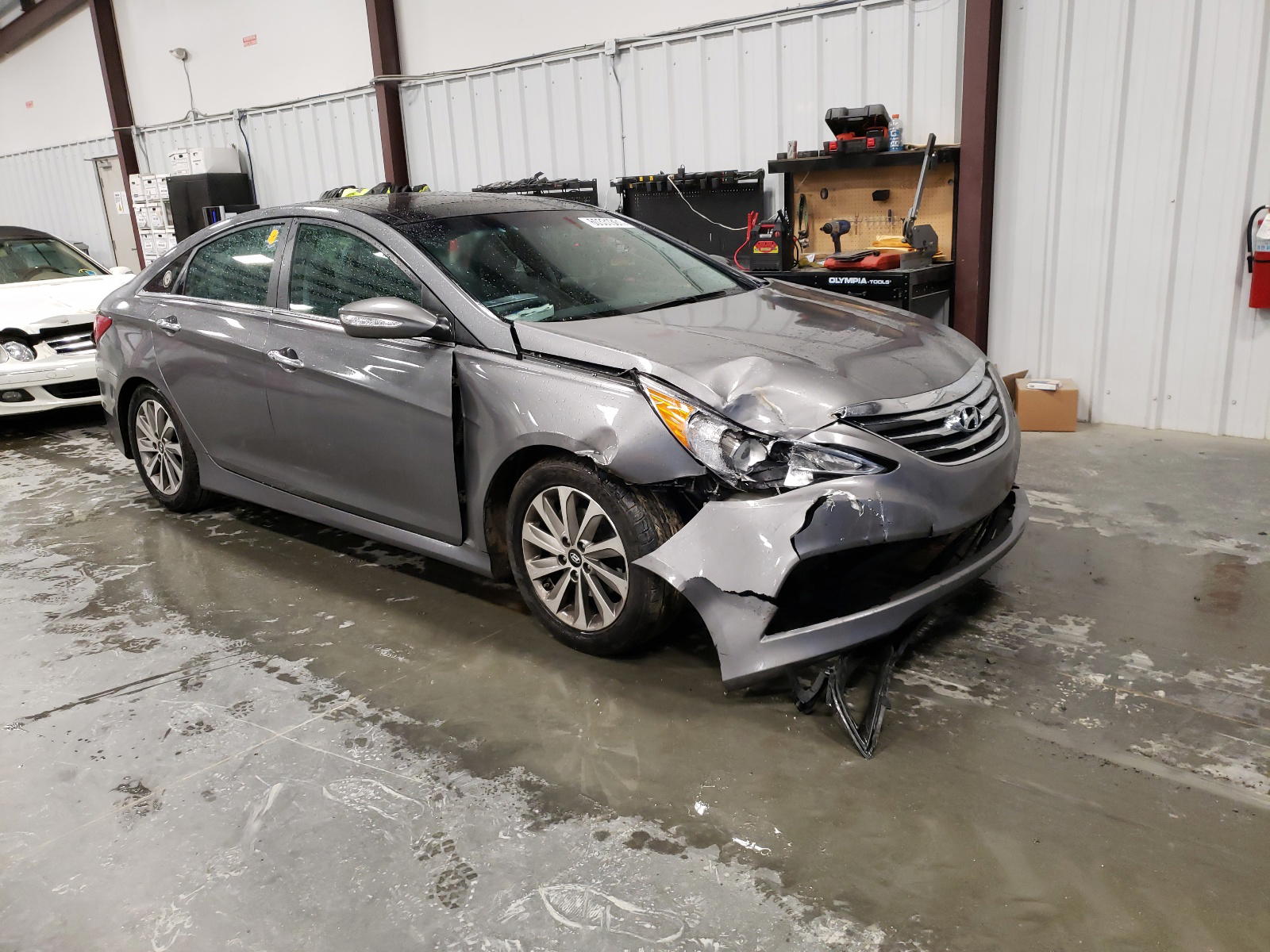 HYUNDAI SONATA SE 2014 with VIN 5NPEC4AC4EH851077 - Photo from auction