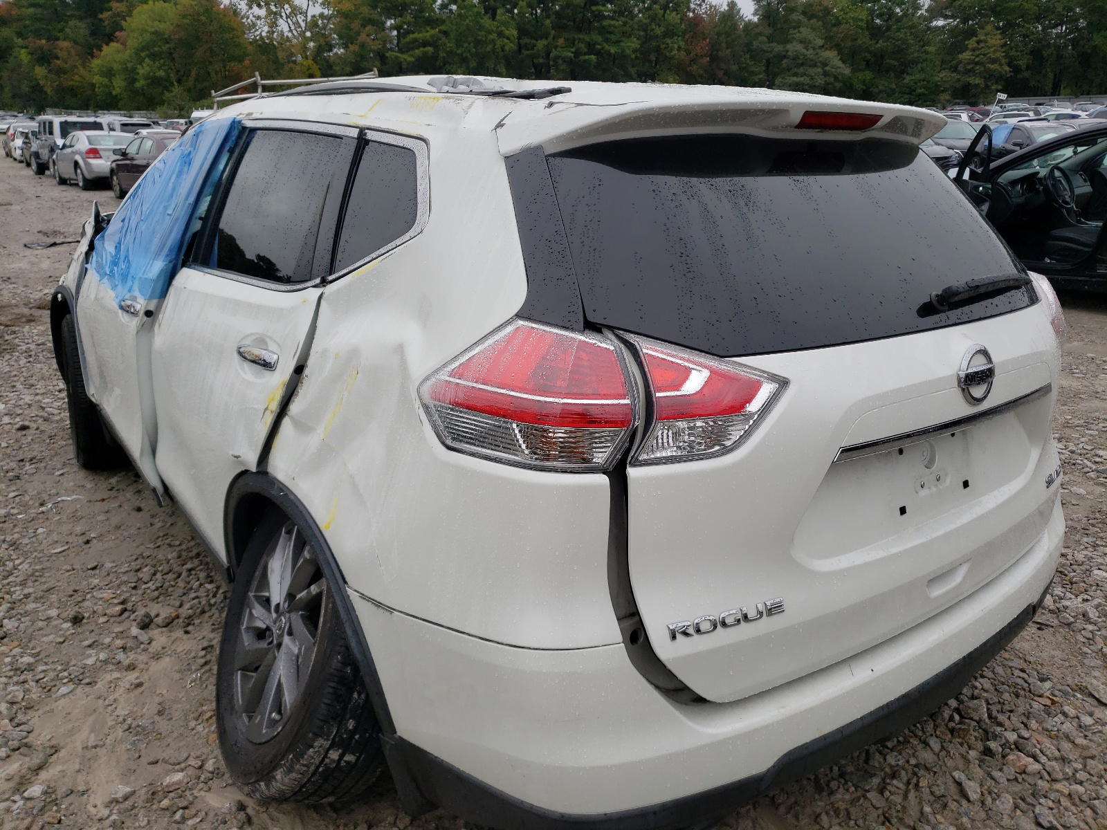 Photo 3 from auction – 2016 NISSAN ROGUE S with VIN KNMAT2MV8GP711945