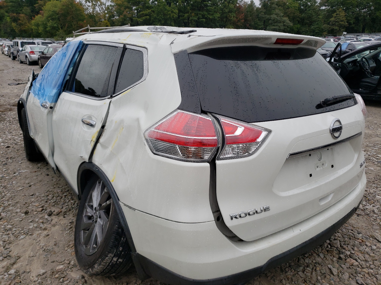 Zdjęcie 3 z aukcji – 2016 NISSAN ROGUE S z VIN KNMAT2MV8GP711945