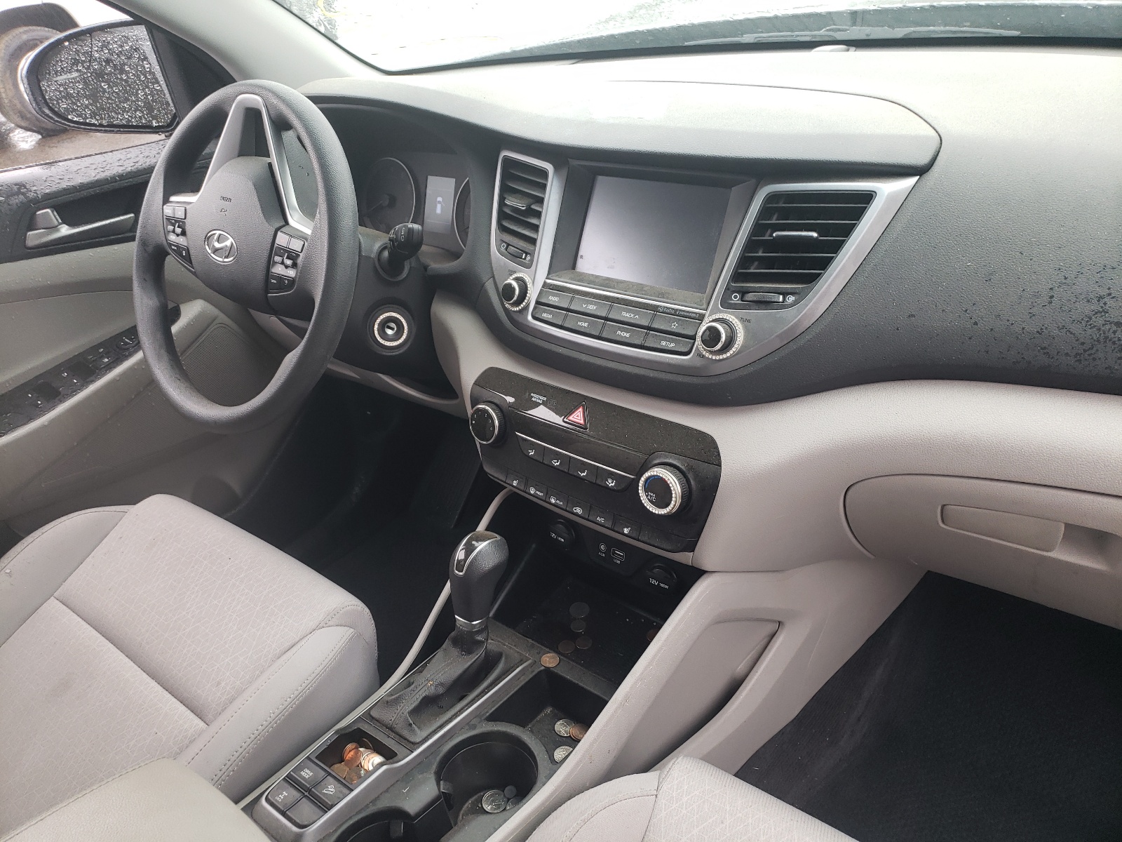 Photo 9 from auction – 2018 HYUNDAI TUCSON SEL with VIN KM8J3CA45JU643223