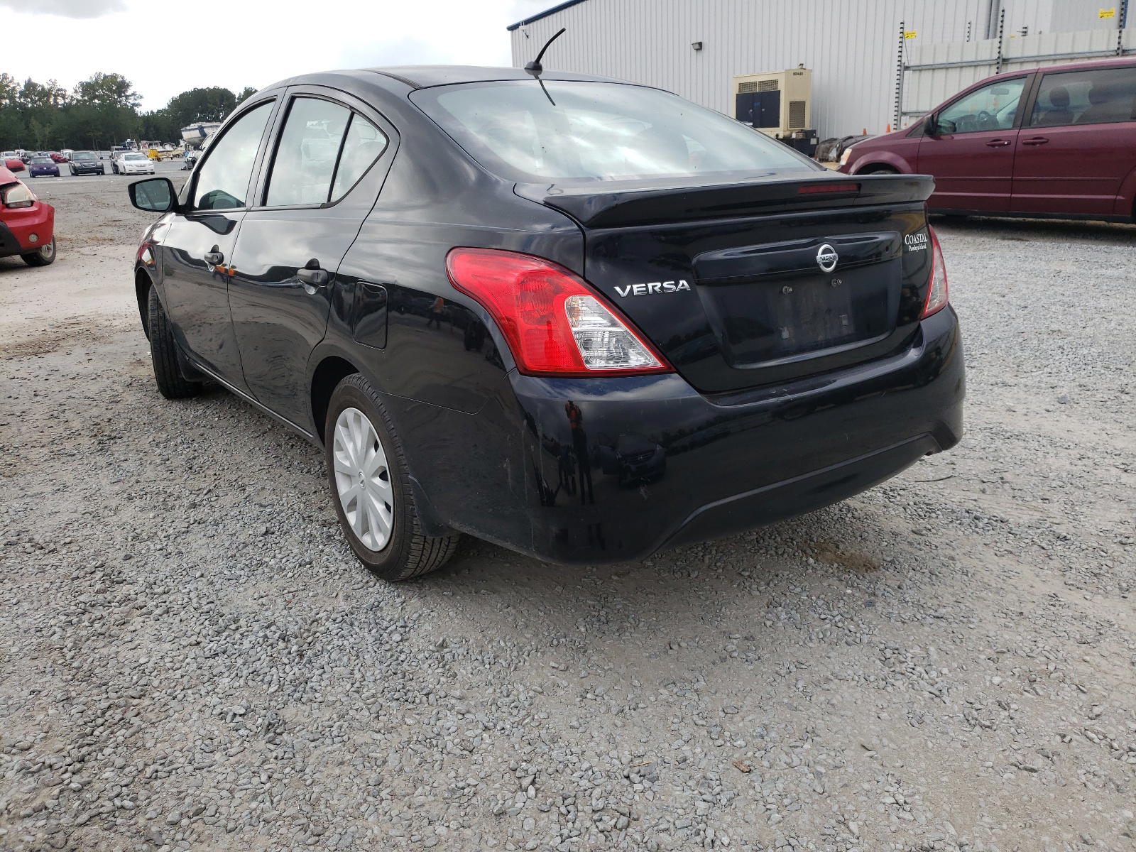Photo 3 from auction – 2017 NISSAN VERSA S with VIN 3N1CN7AP3HL824837