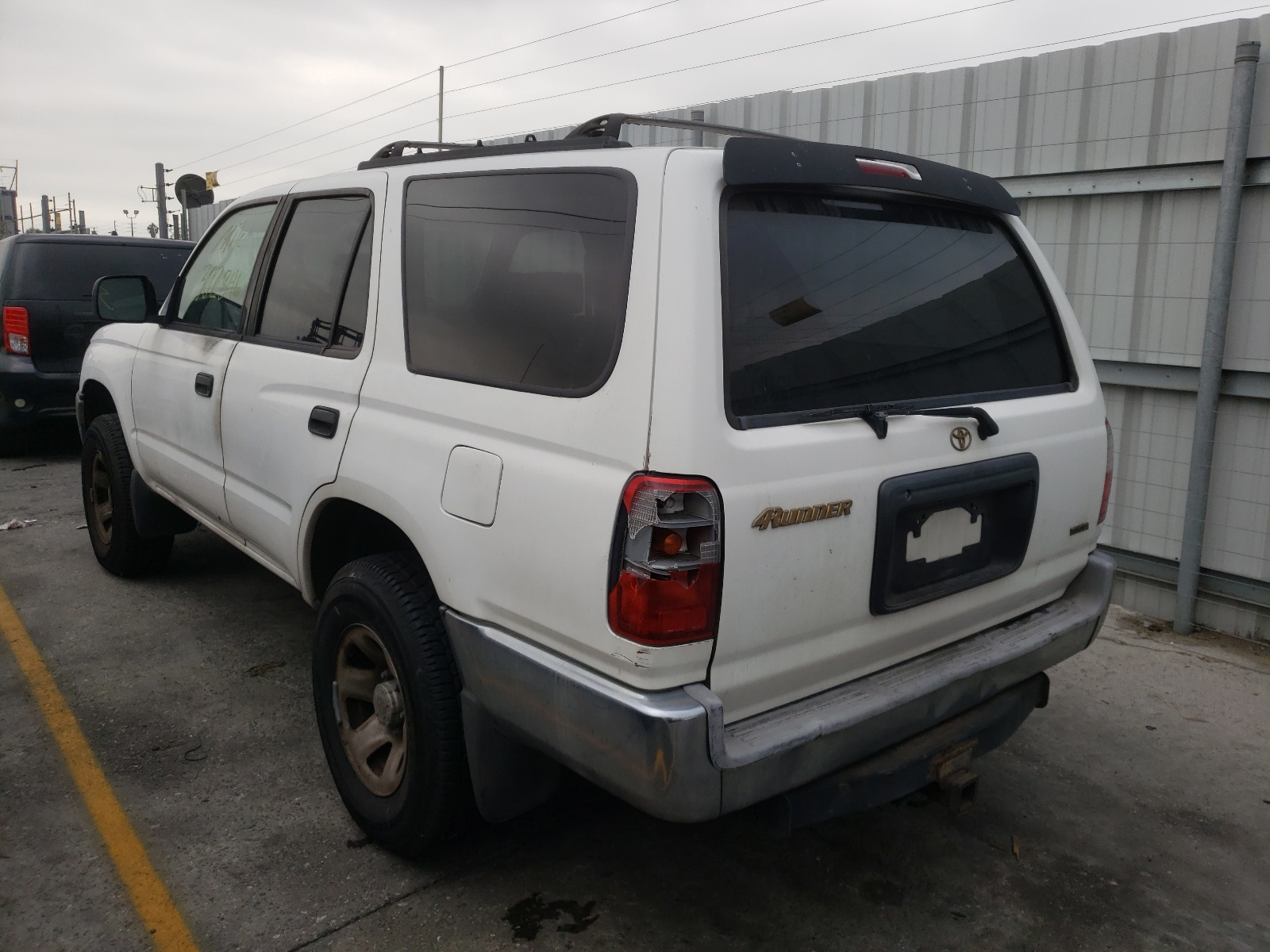Photo 3 from auction – 1999 TOYOTA 4RUNNER with VIN JT3GM84R7X0049575