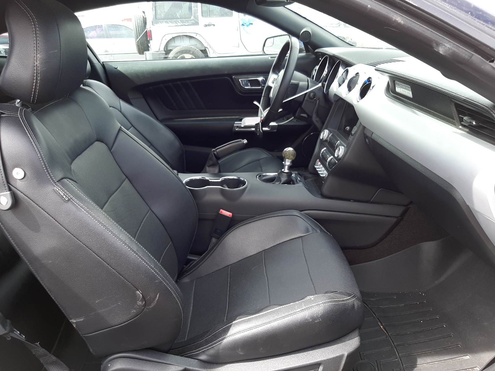 Photo 5 from auction – 2016 FORD MUSTANG GT with VIN 1FA6P8CF2G5204922