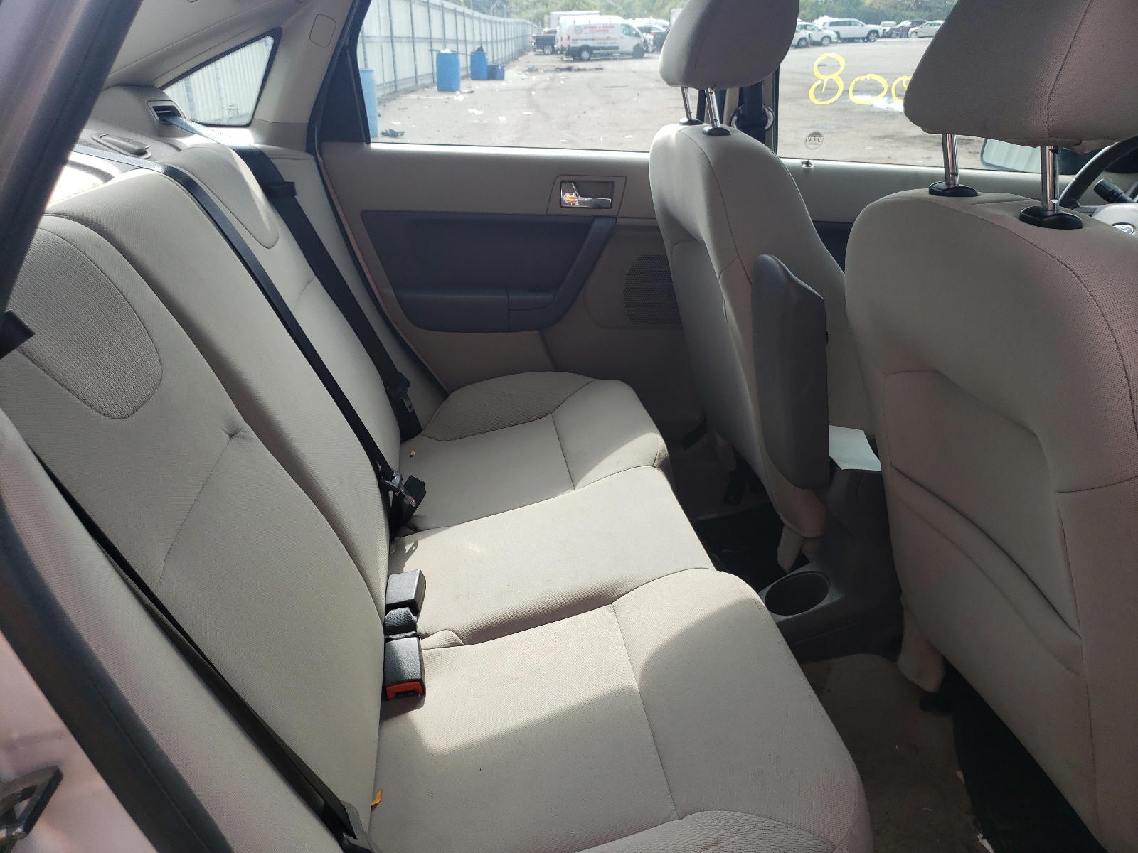 Photo 6 from auction – 2008 FORD FOCUS SE with VIN 1FAHP35N98W164592