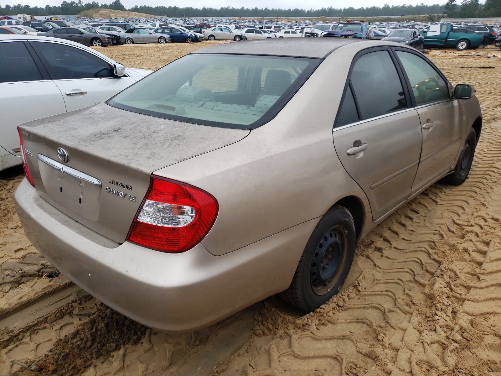 Photo 4 from auction – 2003 TOYOTA CAMRY LE with VIN 4T1BE32K03U144909