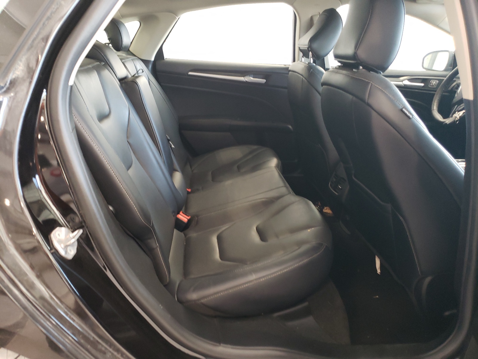 Photo 6 from auction – 2020 FORD FUSION TIT with VIN 3FA6P0D91LR151759