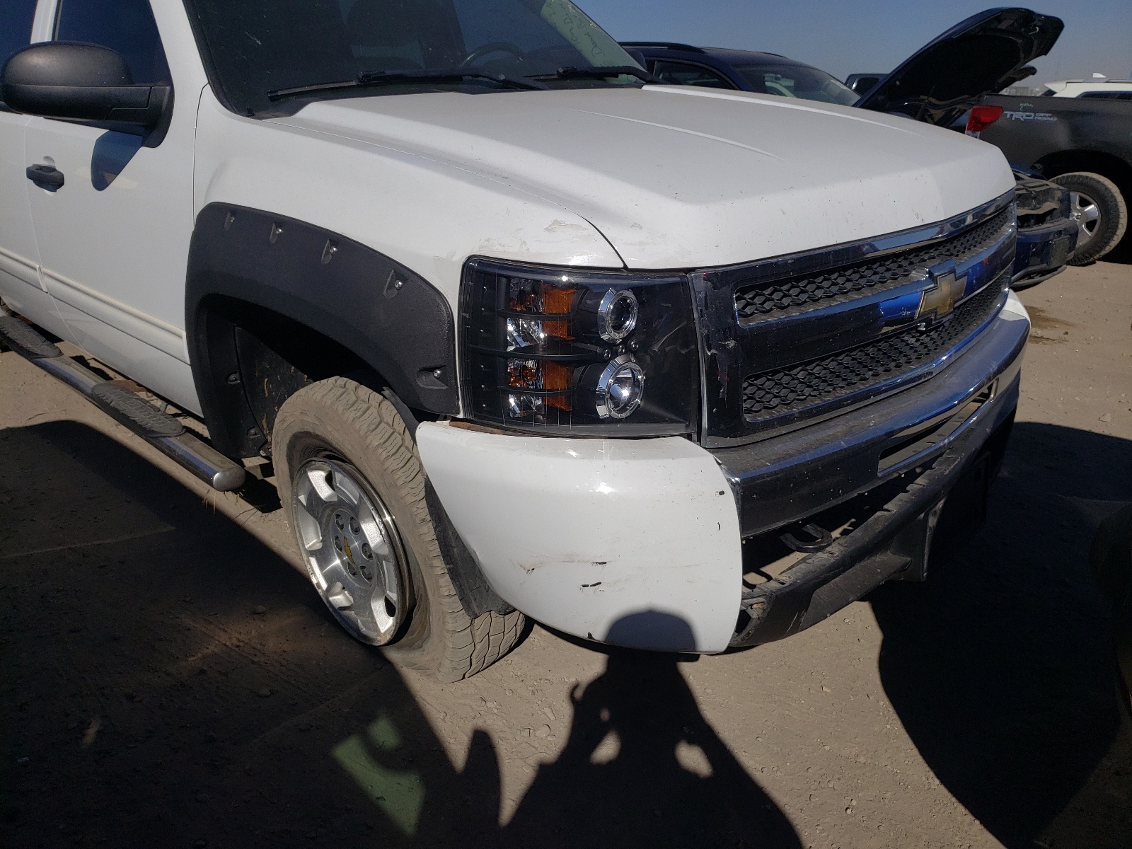 Photo 9 from auction – 2010 CHEVROLET SILVERADO with VIN 3GCRKSE38AG209905