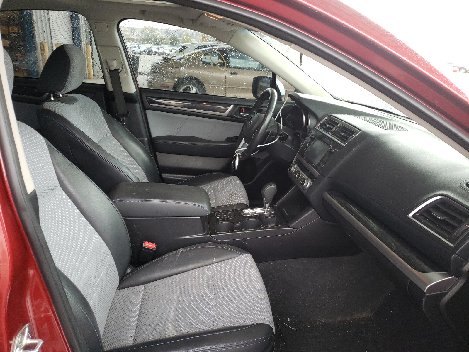 Photo 5 from auction – 2017 SUBARU LEGACY SPO with VIN 4S3BNAS60H3017568