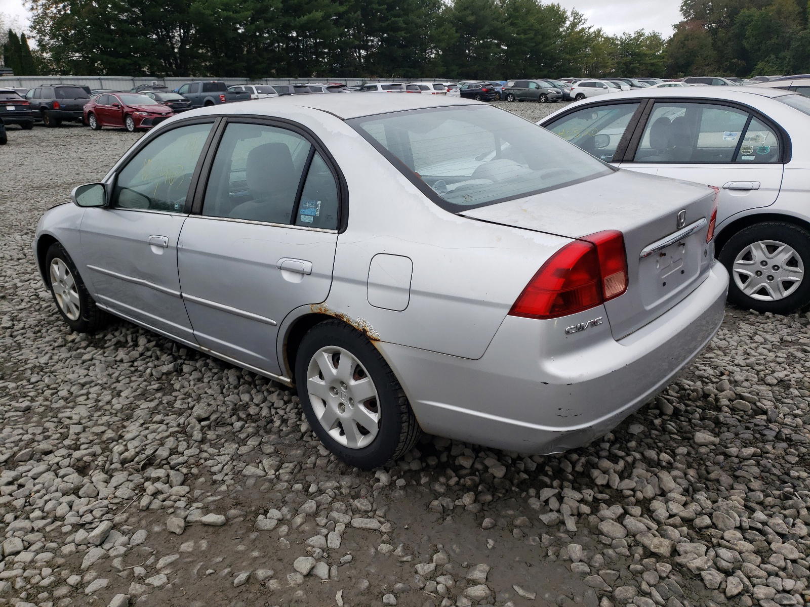 Photo 3 from auction – 2001 HONDA CIVIC with VIN 2HGES26761H605445