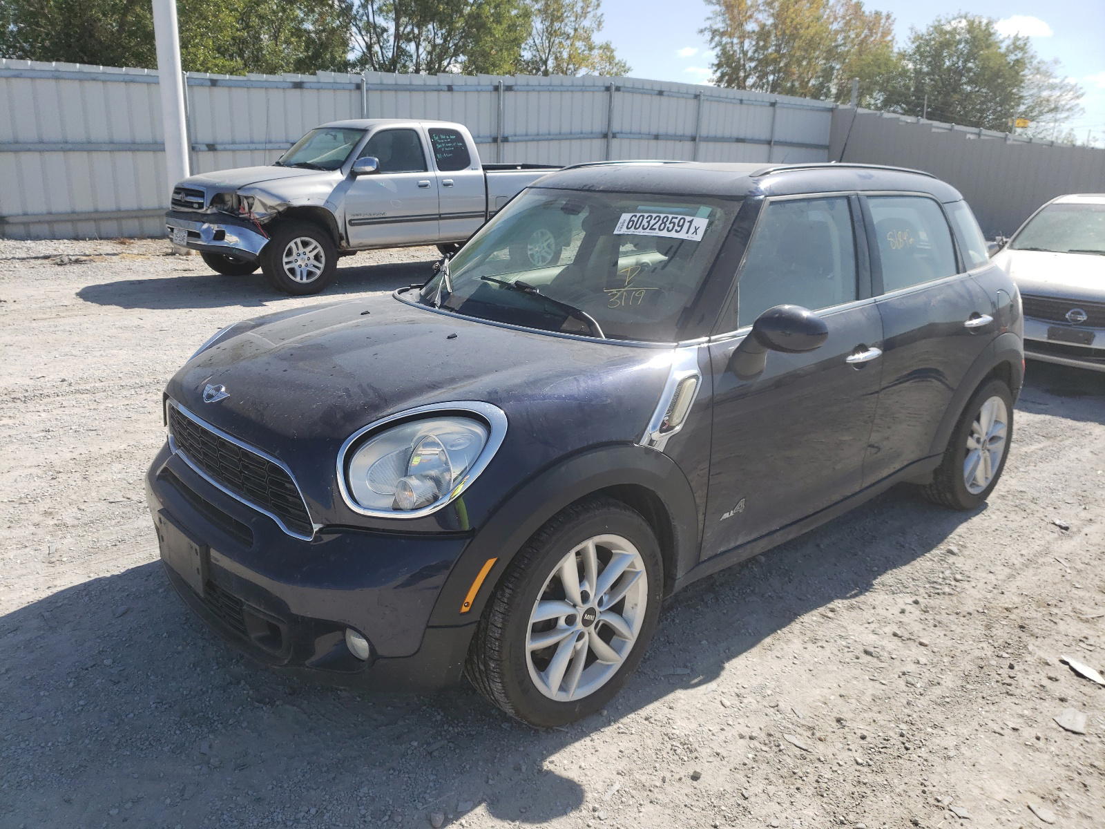 Photo 2 from auction – 2011 MINI COOPER S C with VIN WMWZC5C51BWL53119
