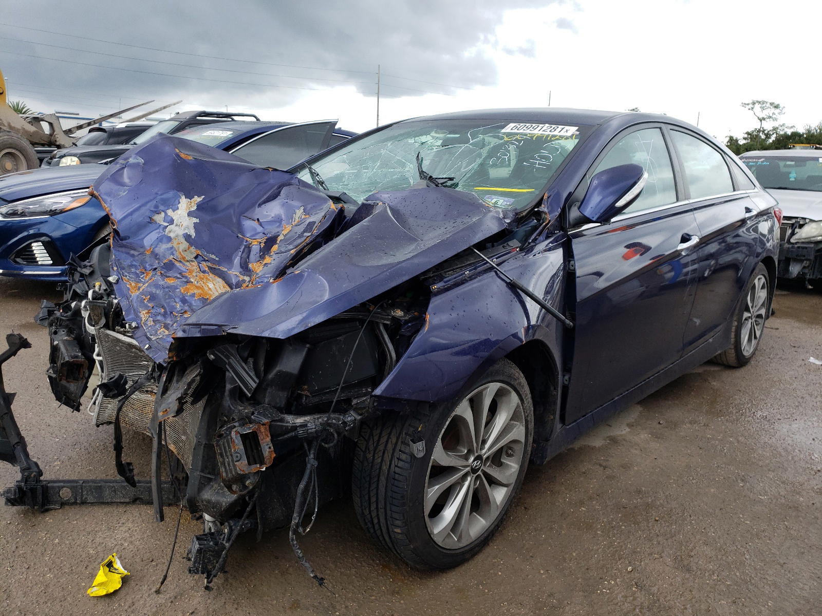 Photo 2 from auction – 2014 HYUNDAI SONATA SE with VIN 5NPEC4AC3EH851538