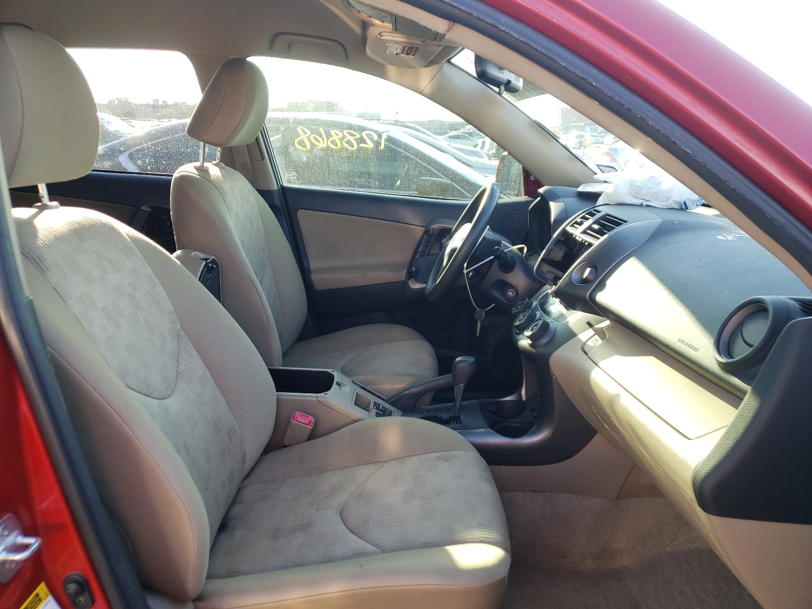 Photo 5 from auction – 2009 TOYOTA RAV4 with VIN JTMZF33V395008950
