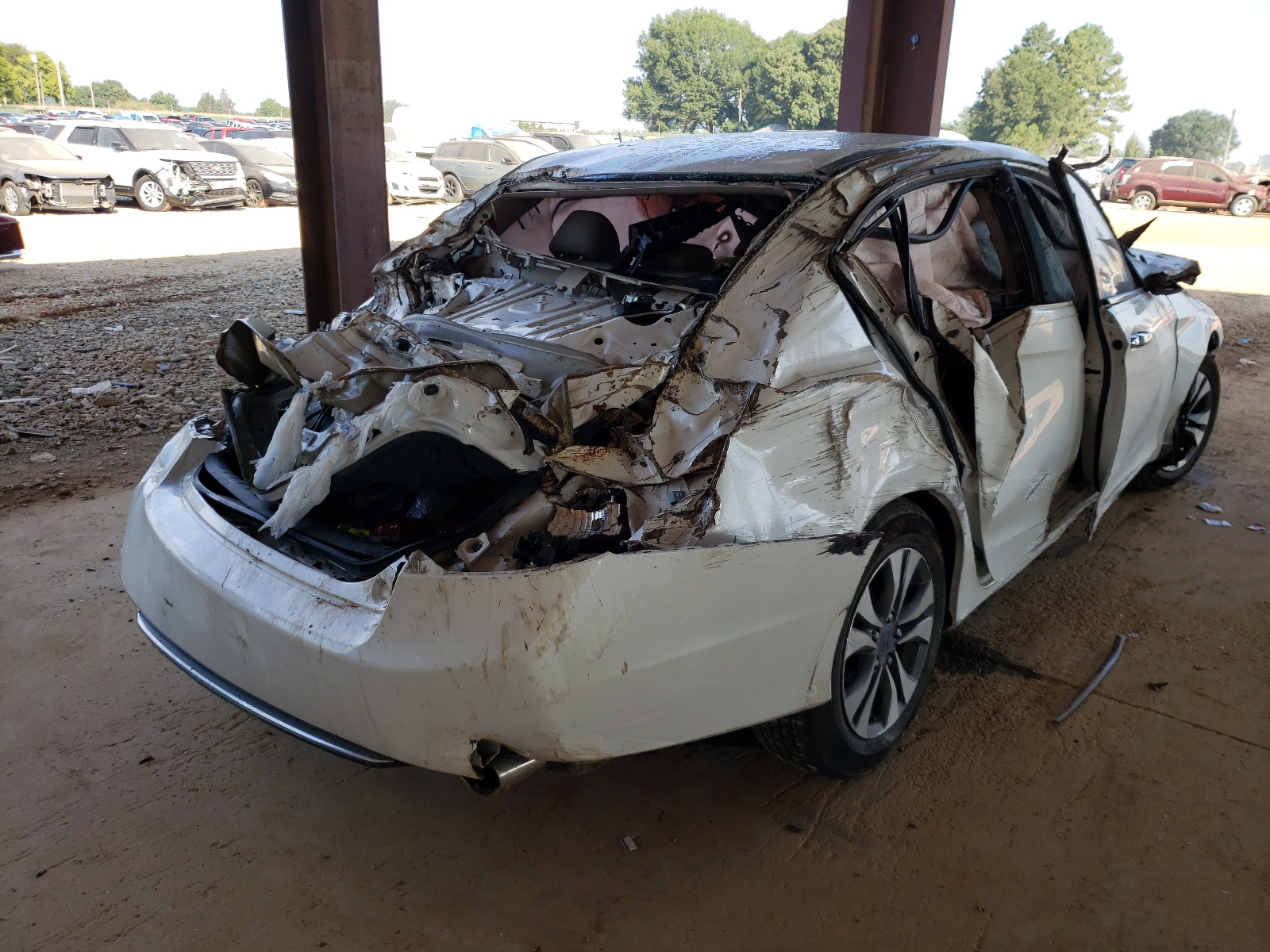 Photo 4 from auction – 2014 HONDA ACCORD LX with VIN 1HGCR2F38EA261704