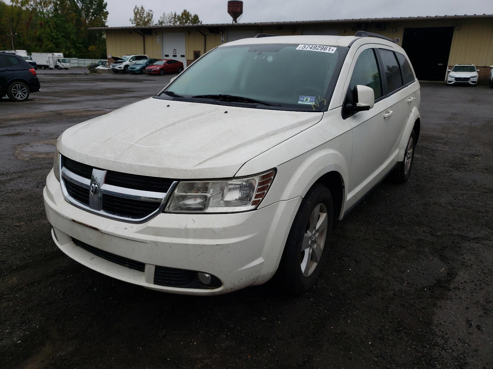 Photo 2 from auction – 2010 DODGE JOURNEY with VIN 3D4PG5FV6AT191411