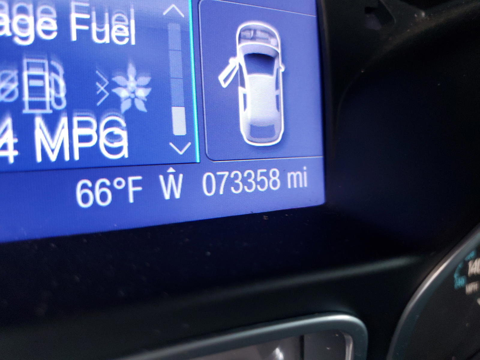 Photo 8 from auction – 2013 FORD FOCUS SE with VIN 1FADP3K25DL199408