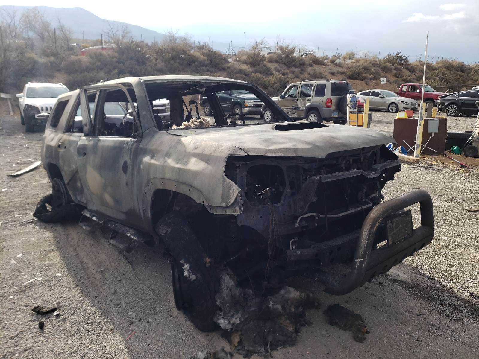 TOYOTA 4RUNNER SR 2020 with VIN JTEBU5JR7L5797972 - Photo from auction