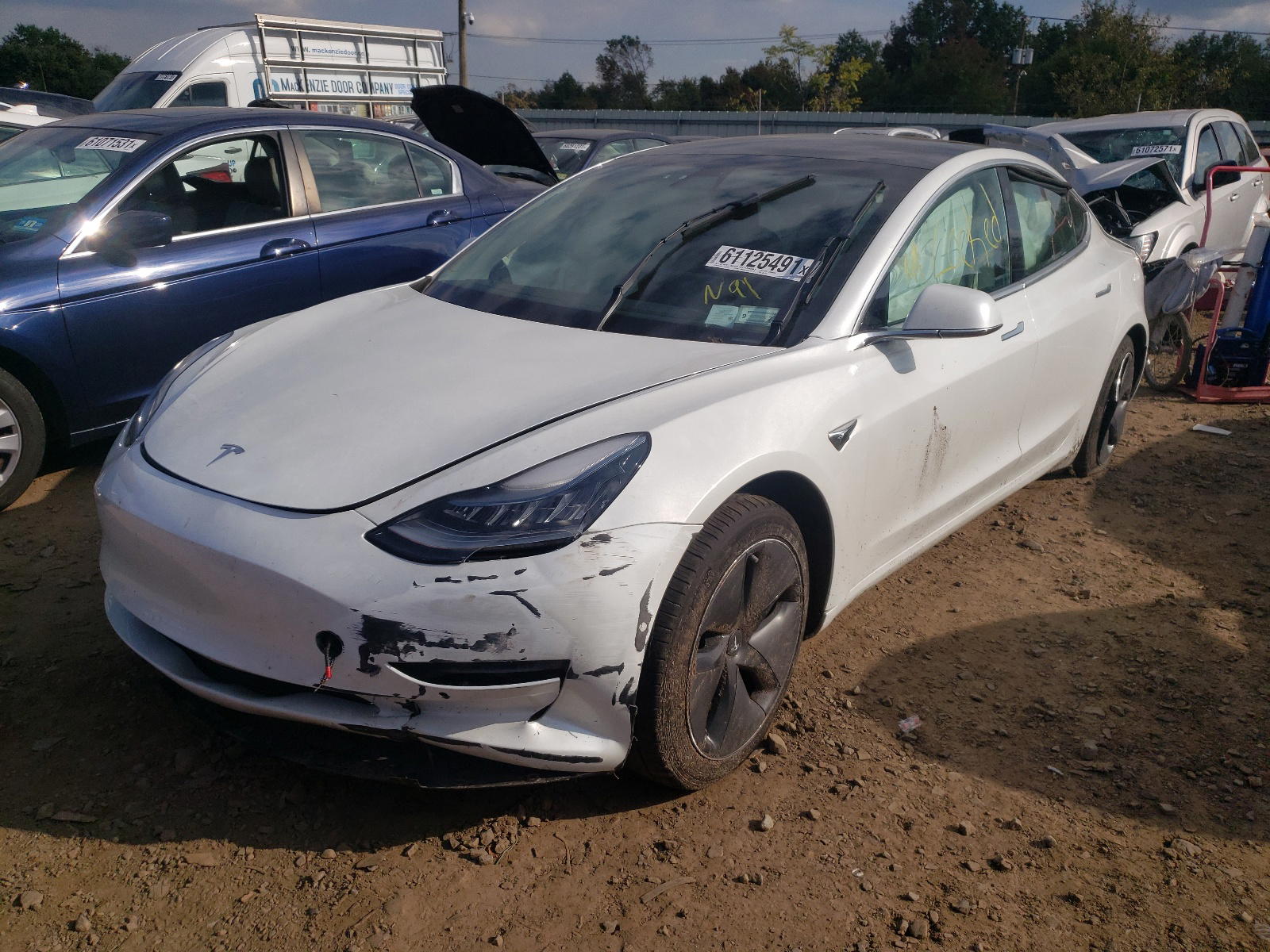 Photo 2 from auction – 2019 TESLA MODEL 3 with VIN 5YJ3E1EB6KF493170