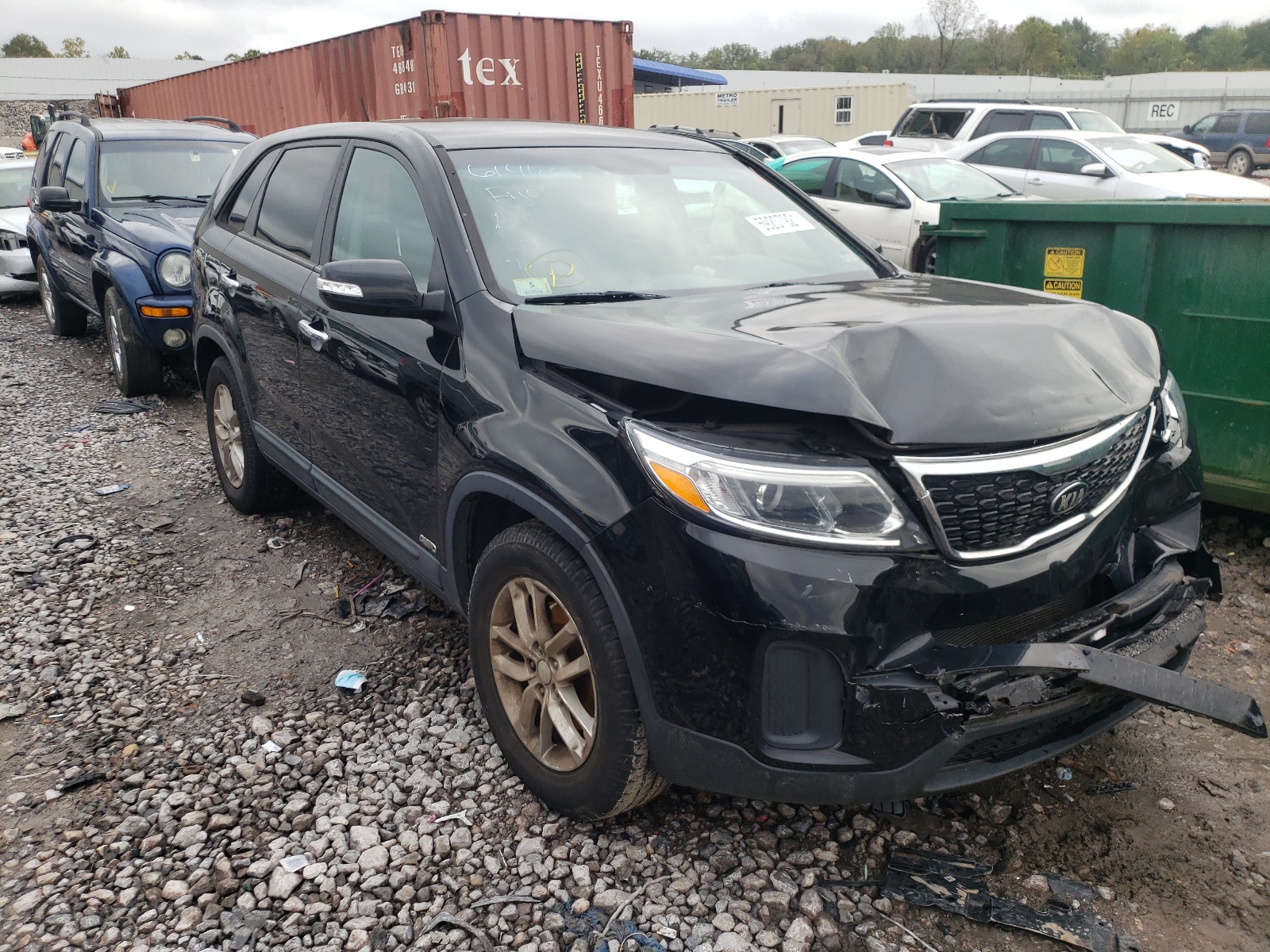 Photo 1 from auction – 2014 KIA SORENTO LX with VIN 5XYKTCA61EG525817