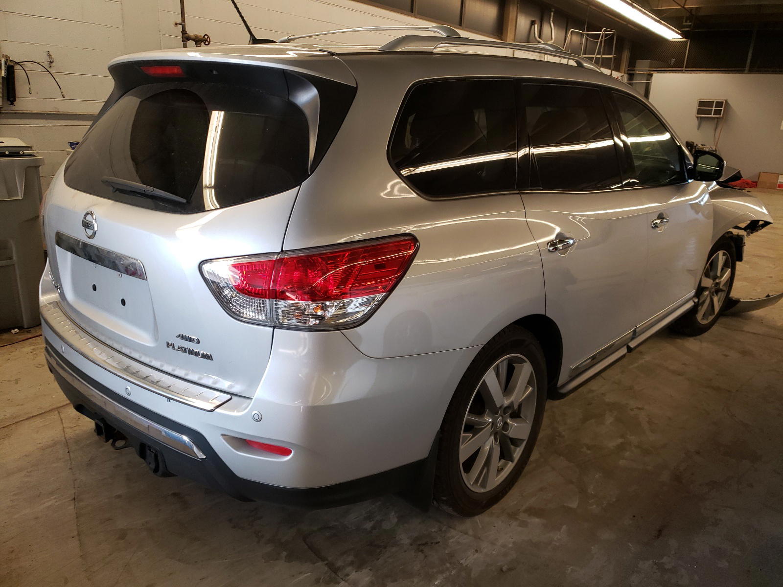 Photo 4 from auction – 2014 NISSAN PATHFINDER with VIN 5N1AR2MM1EC650122