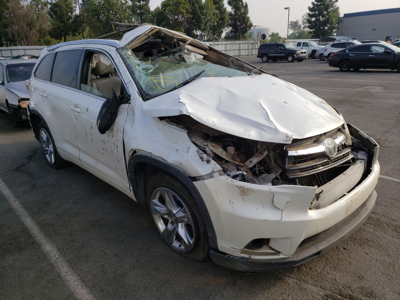 TOYOTA HIGHLANDER 2016 with VIN 5TDYKRFH3GS179513 - Photo from auction