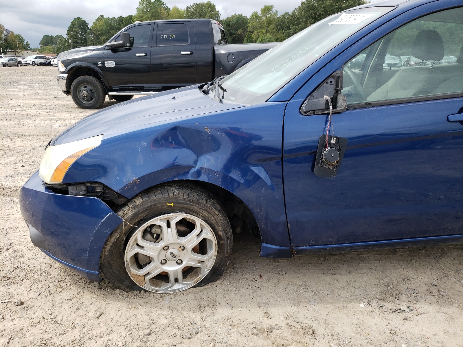 Photo 9 from auction – 2009 FORD FOCUS SES with VIN 1FAHP36N69W149693