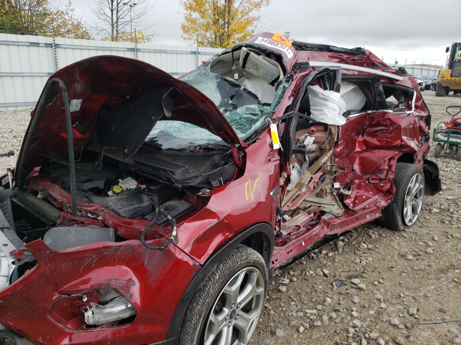 Photo 9 from auction – 2017 FORD ESCAPE TIT with VIN 1FMCU9J98HUA33377