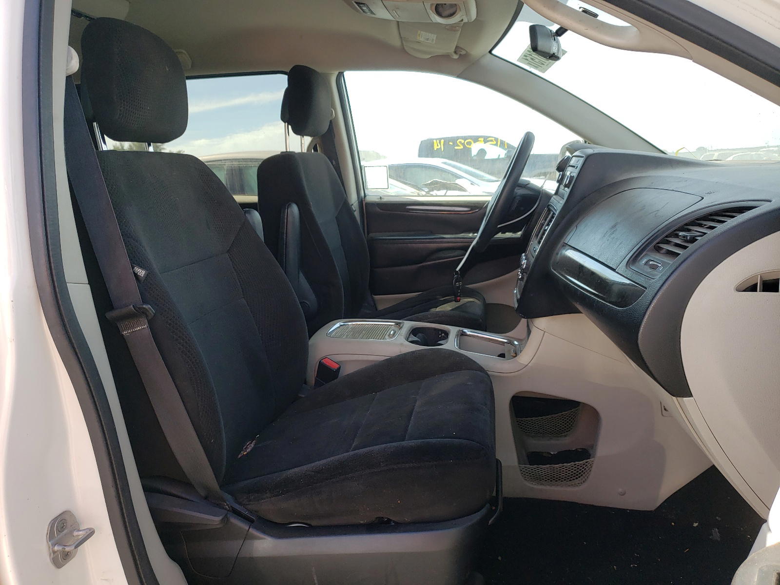 Photo 5 from auction – 2013 DODGE GRAND CARA with VIN 2C4RDGCG1DR576155