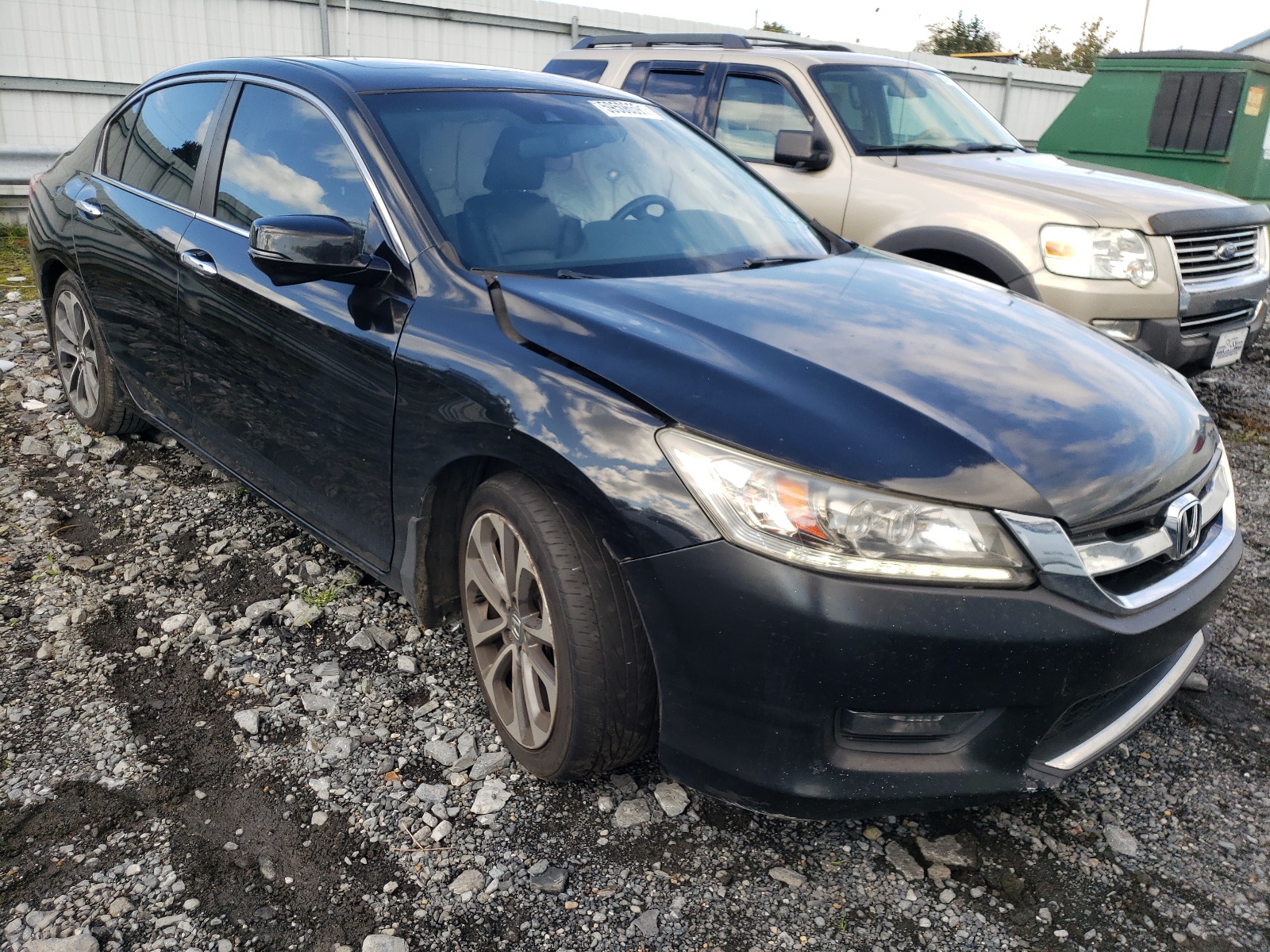 HONDA ACCORD EXL 2013 with VIN 1HGCR2F89DA102491 - Photo from auction