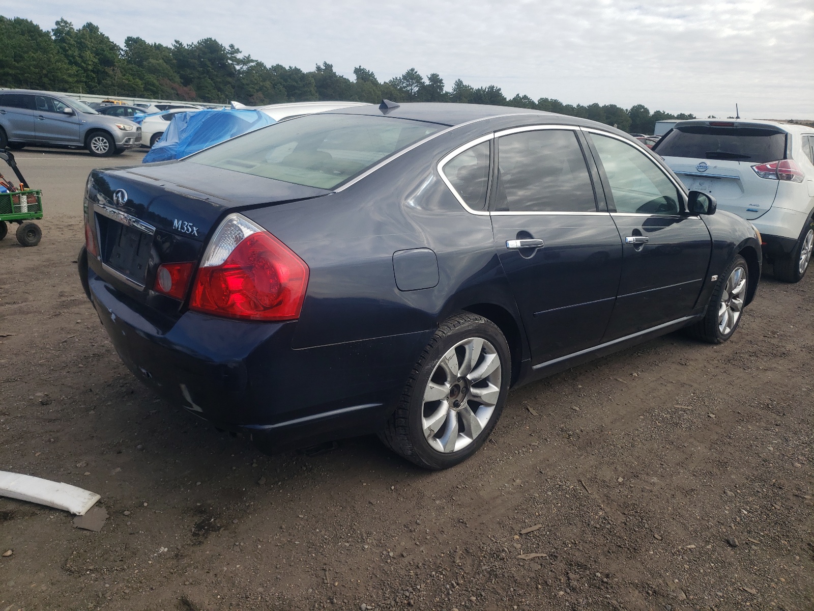 Photo 4 from auction – 2007 INFINITI M35 BASE with VIN JNKAY01F57M454858