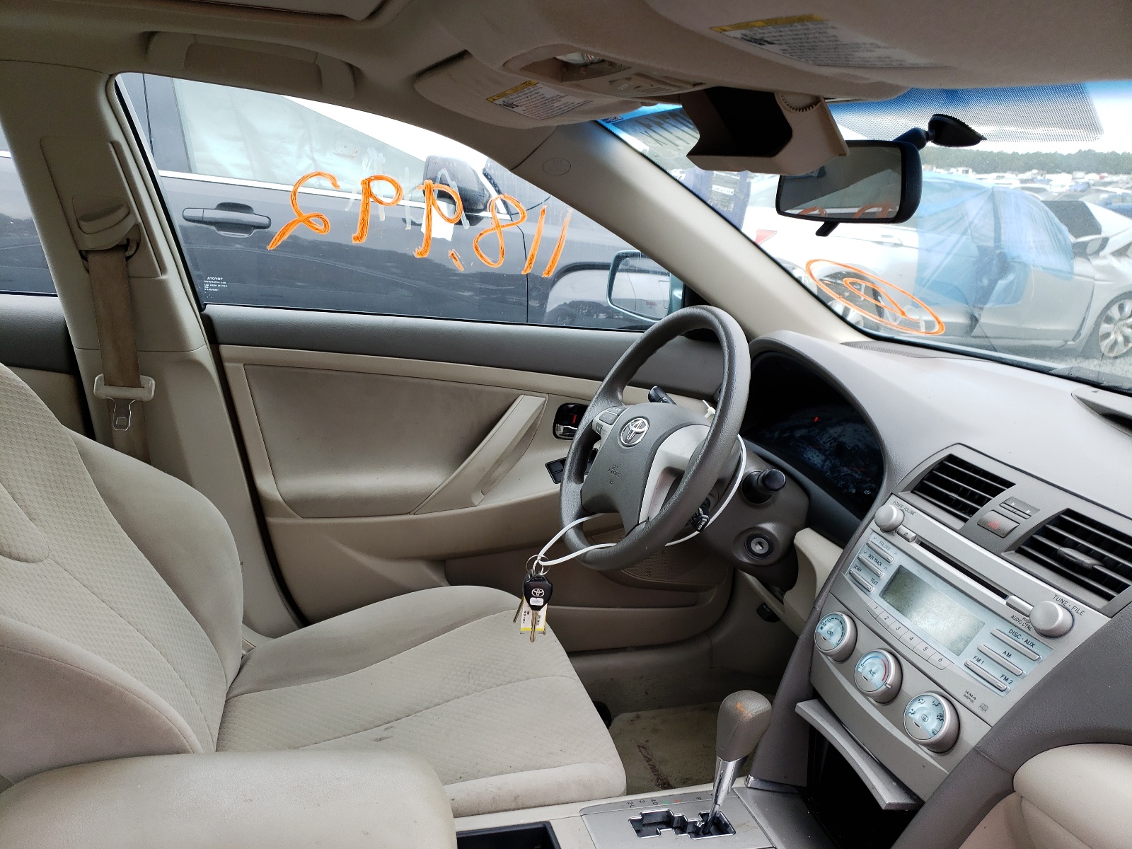Photo 5 from auction – 2009 TOYOTA CAMRY with VIN 4T1BE46K09U827539