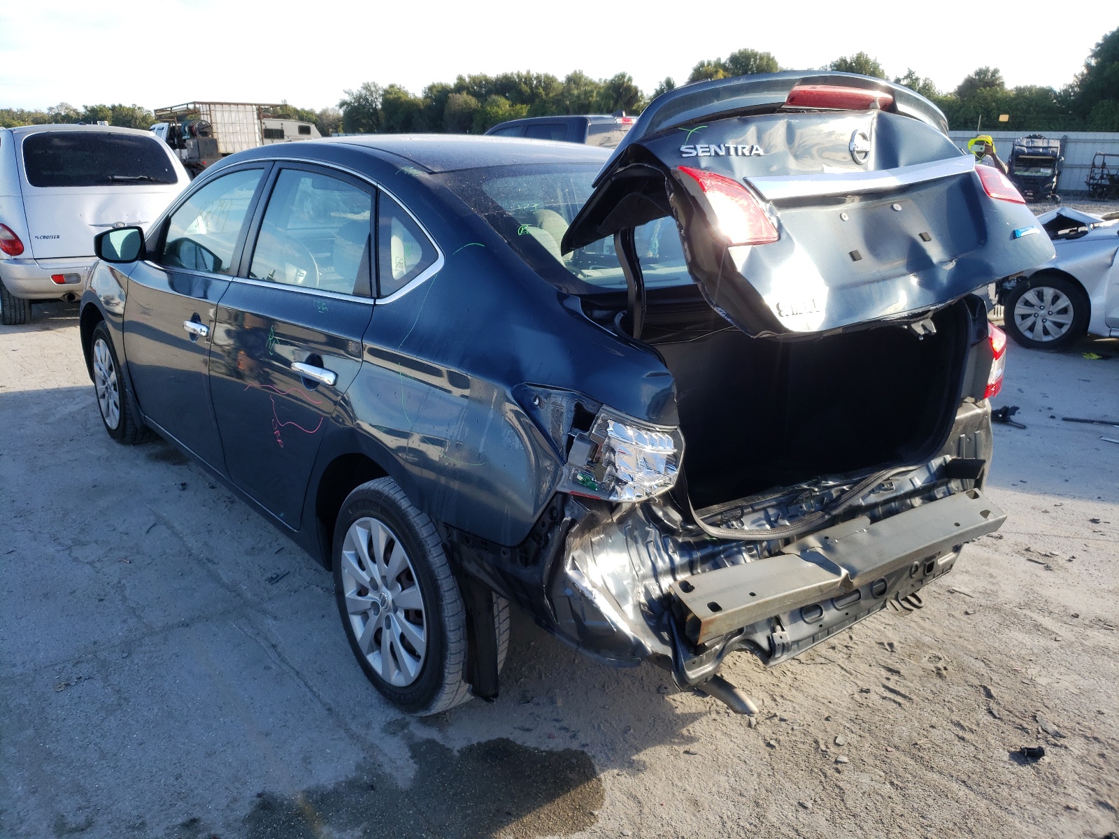 Photo 3 from auction – 2014 NISSAN SENTRA S with VIN 3N1AB7AP2EL683027