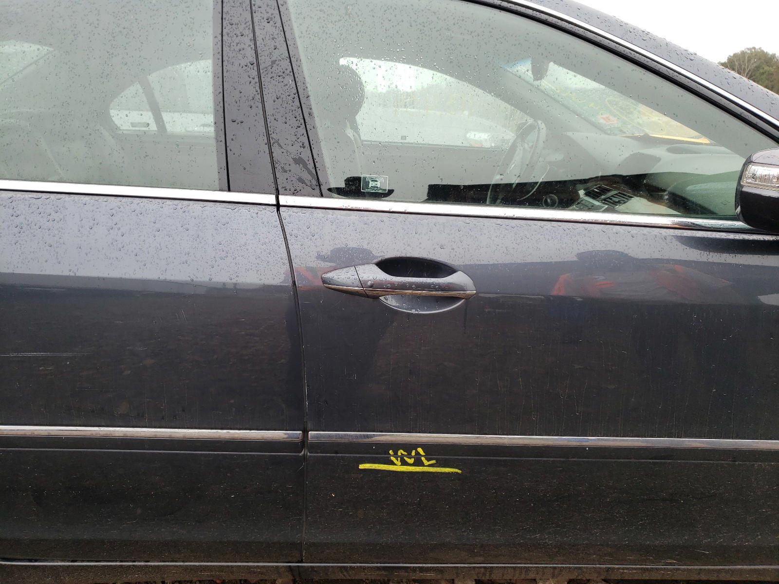 Photo 9 from auction – 2008 ACURA RL with VIN JH4KB16668C003403