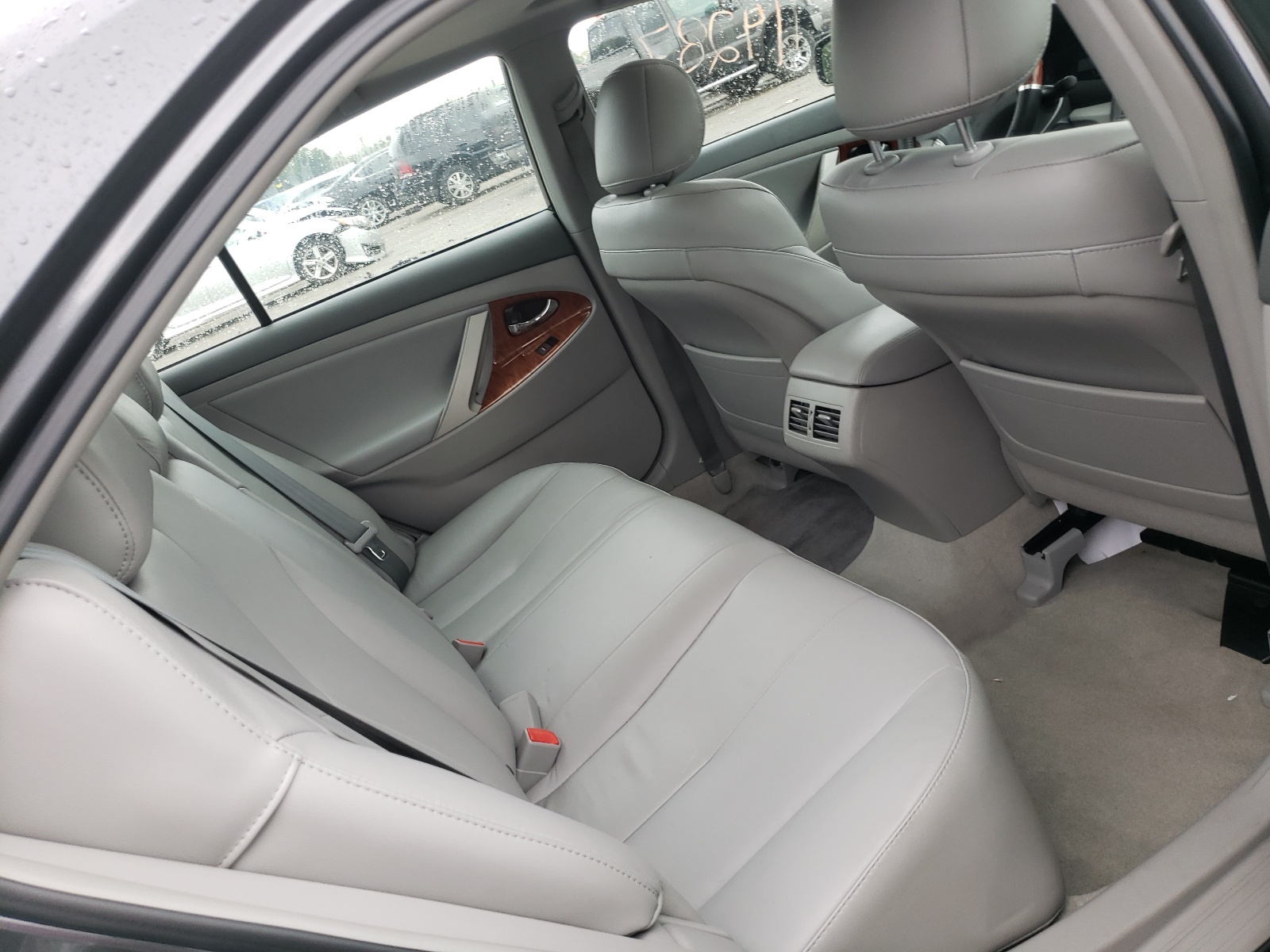 Фото 6 с аукциона – 2011 TOYOTA CAMRY BASE с VIN 4T1BF3EK4BU207128