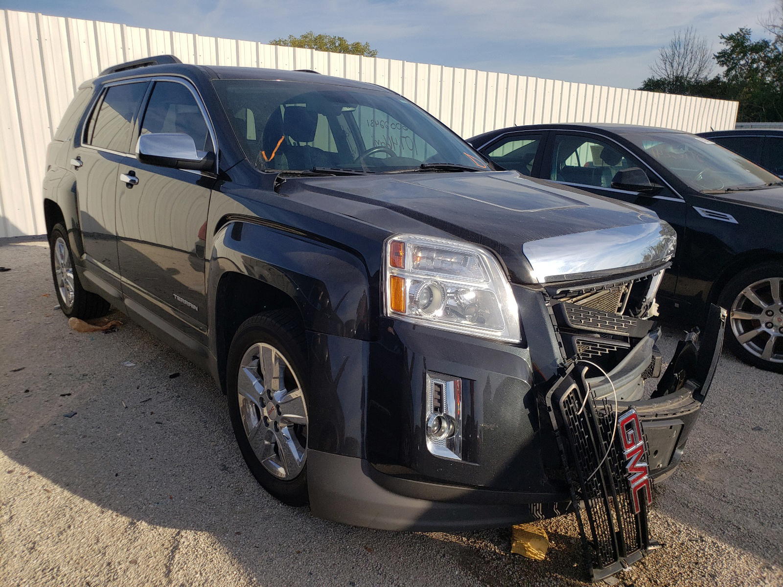 GMC TERRAIN SL 2015 with VIN 2GKFLWE34F6423661 - Photo from auction