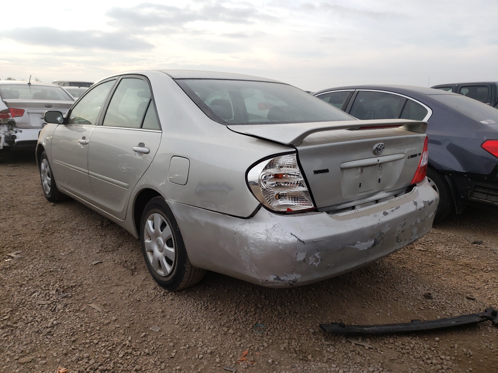 Photo 3 from auction – 2003 TOYOTA CAMRY LE with VIN 4T1BE32K53U238574